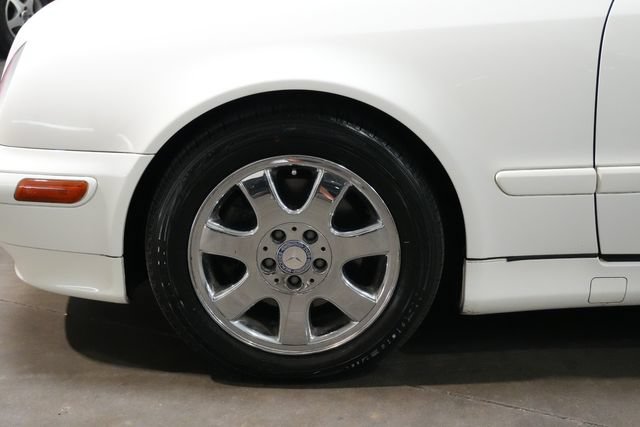 Used 2002 Mercedes-Benz CLK 320 Cabriolet w/ K4 Opt Pkg image 10