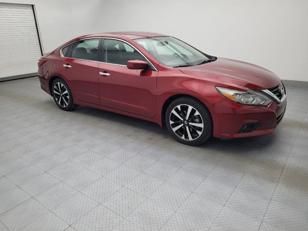 Used 2018 Nissan Altima 2.5 SR FWD image 11