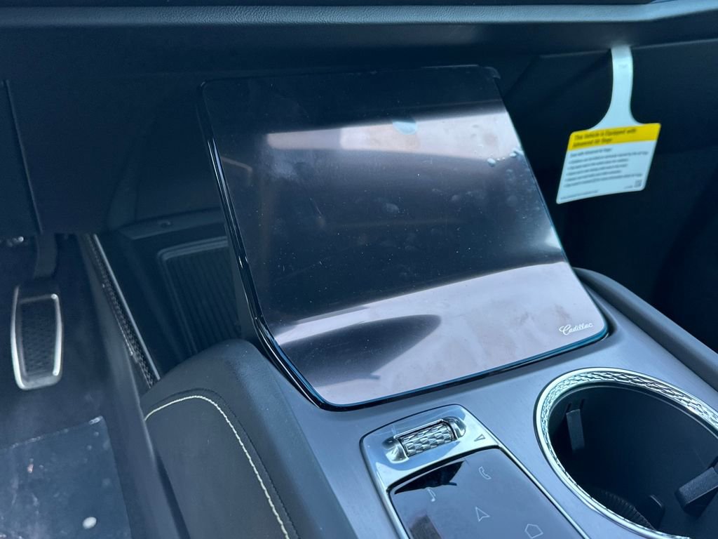 New 2026 Cadillac Vistiq Sport w/ LPO, Floor Liner Package image 21