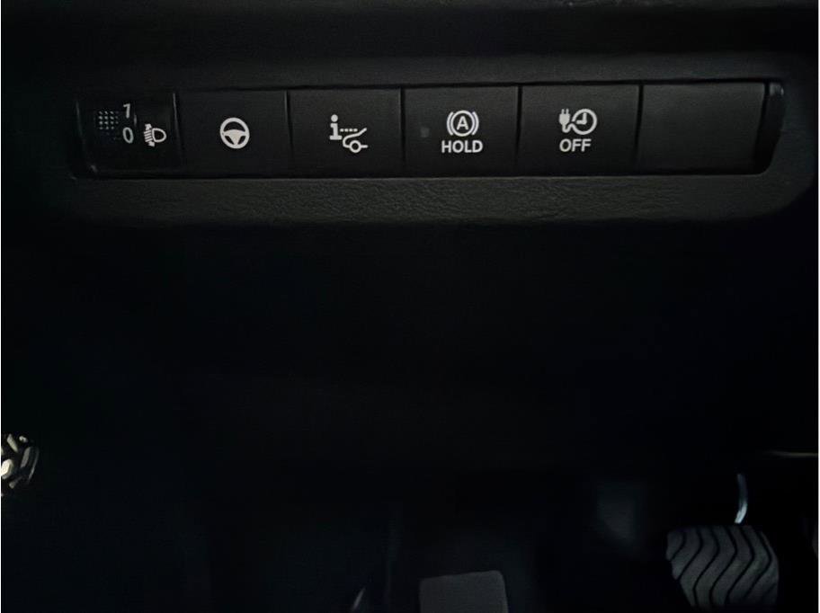 Used 2023 Nissan Ariya FWD image 25