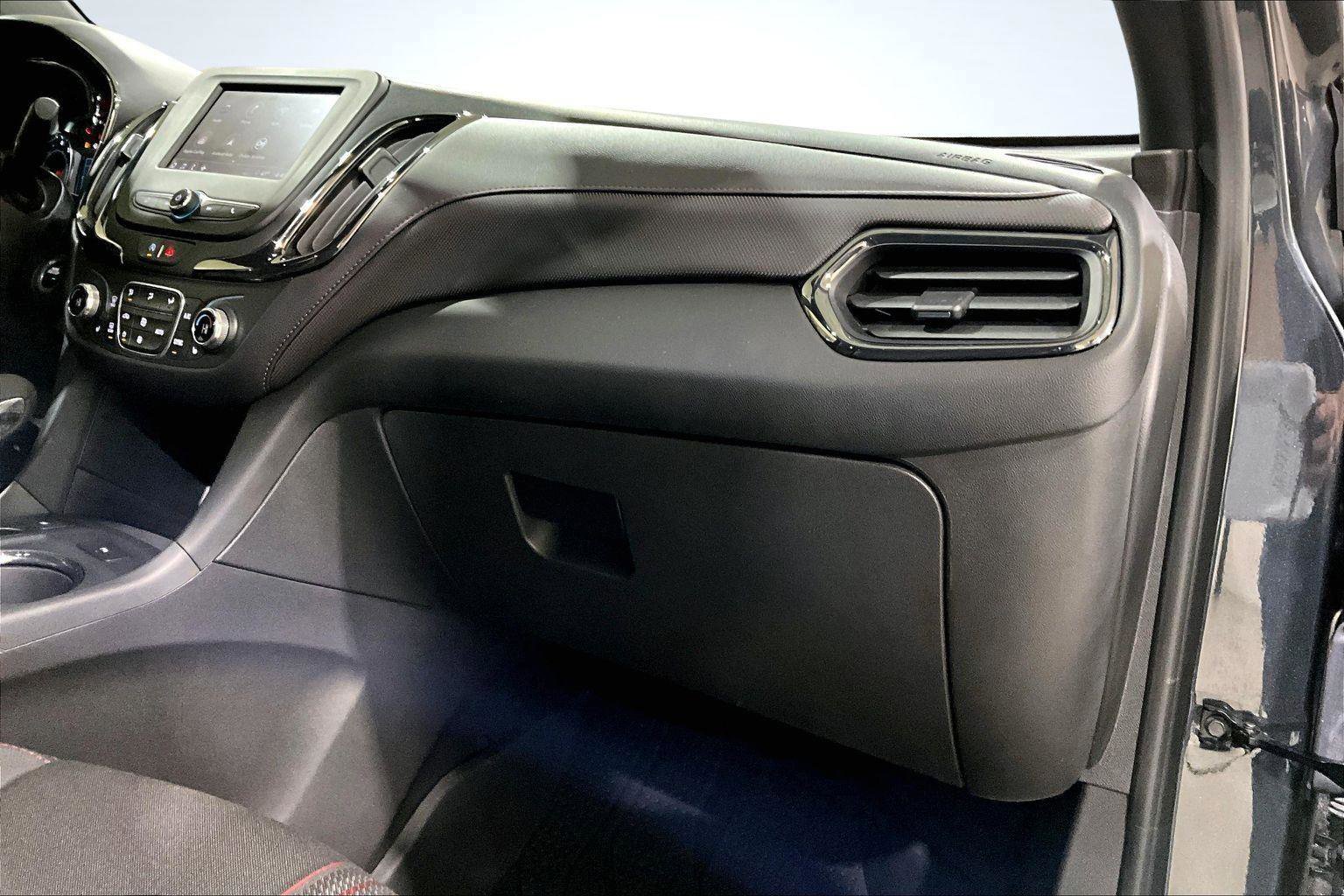 Used 2023 Chevrolet Equinox RS w/ LPO, Floor Liner Package image 18