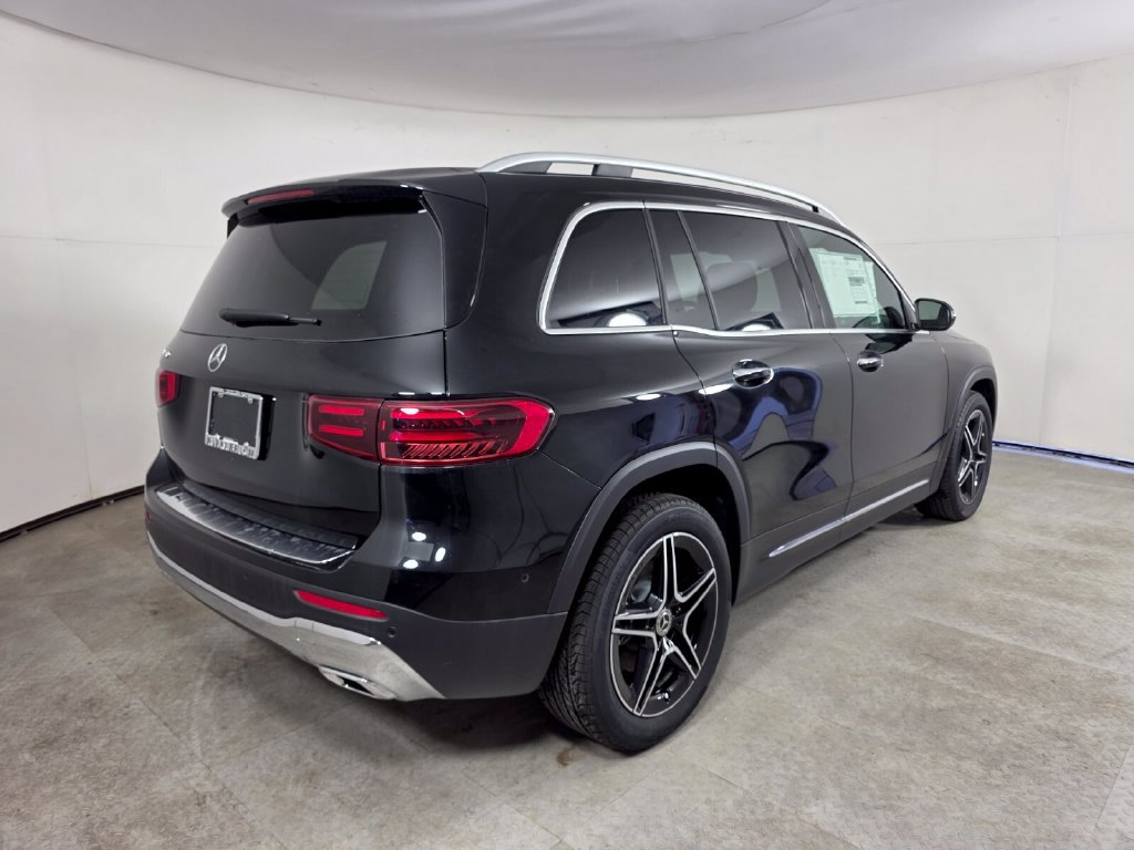 New 2026 Mercedes-Benz GLB 250 image 4