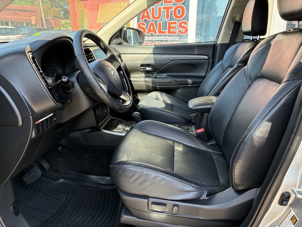 Used 2019 Mitsubishi Outlander SEL FWD image 11