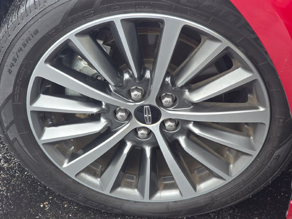 Used 2018 Lincoln MKZ Select w/ Select Plus Package FWD image 9