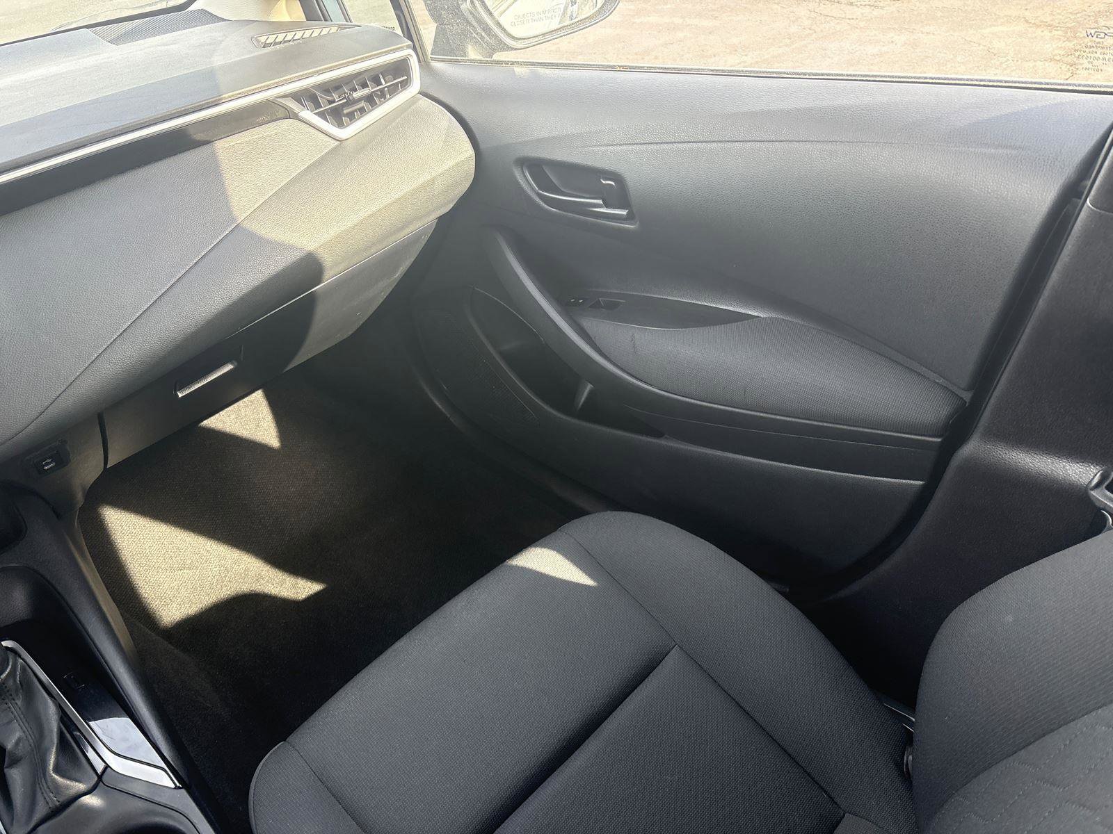 Used 2023 Toyota Corolla LE FWD image 16