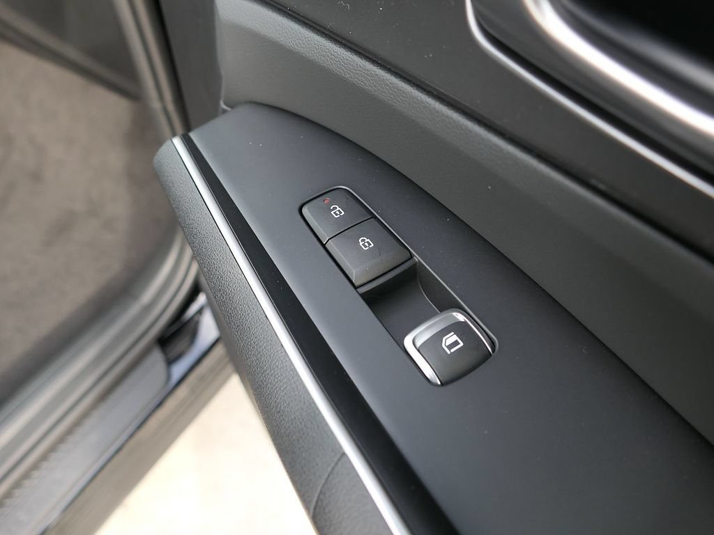 New 2026 Kia Sorento S FWD image 52