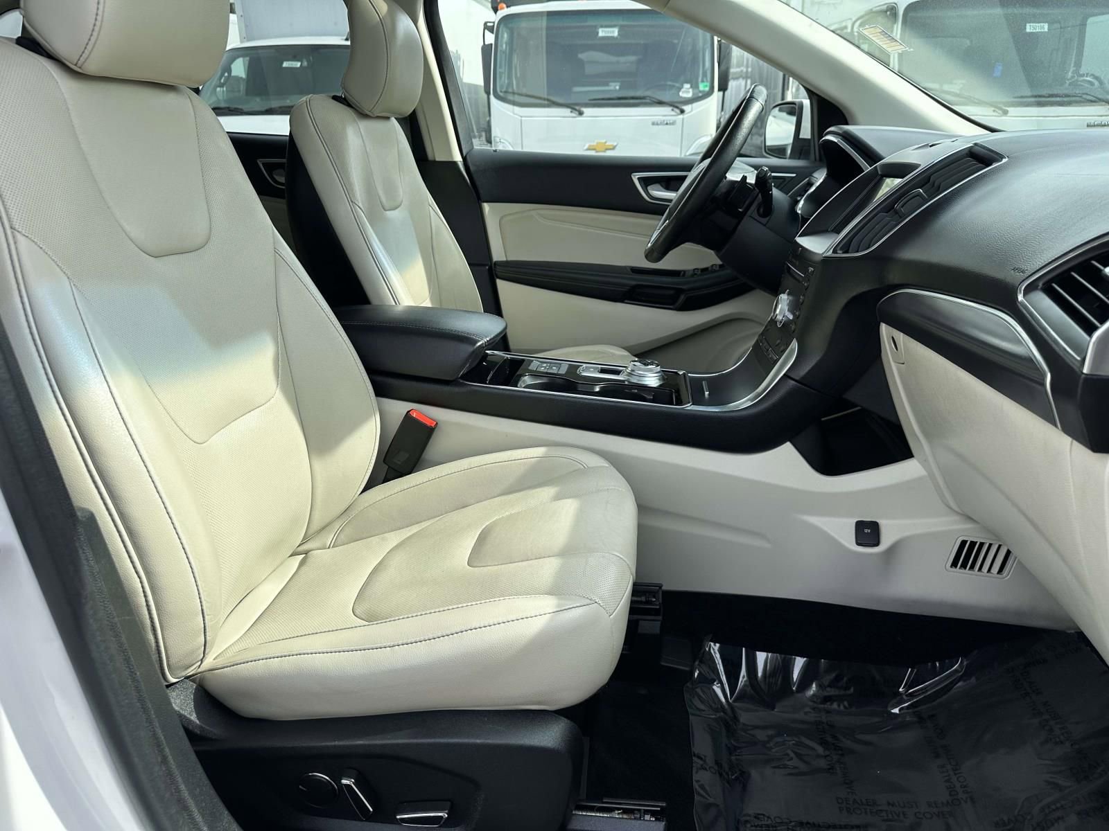 Used 2019 Ford Edge Titanium w/ Equipment Group 301A image 26
