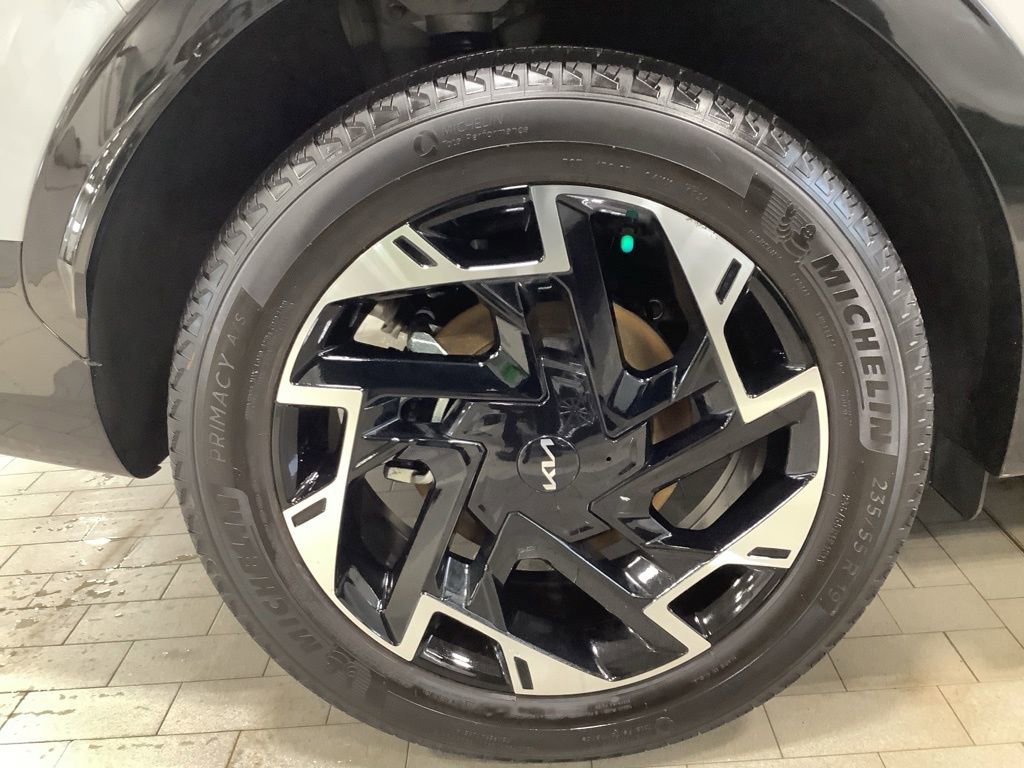 Certified 2024 Kia Sportage SX image 28