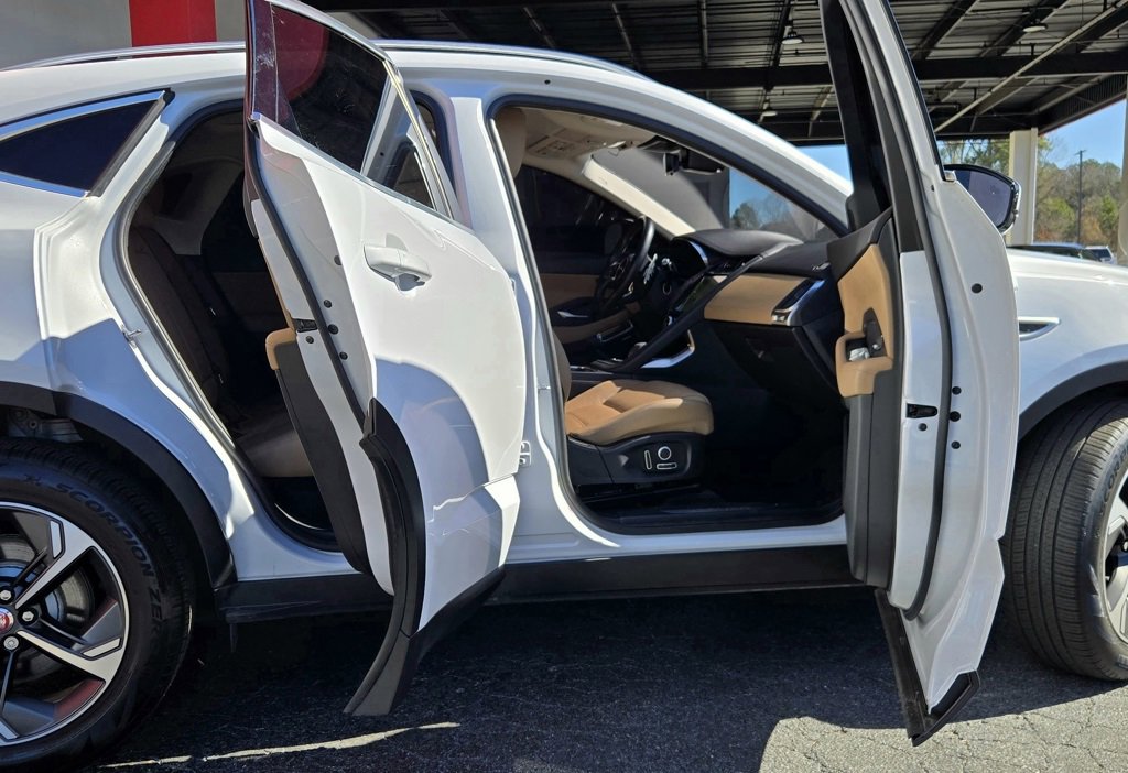 Used 2021 Jaguar E-PACE SE image 16