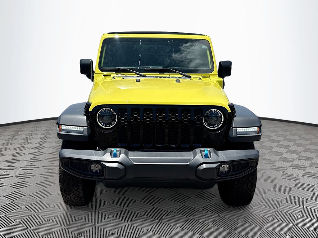 Used 2023 Jeep Wrangler Unlimited w/ Sun & Screen Package AWD/4WD image 2