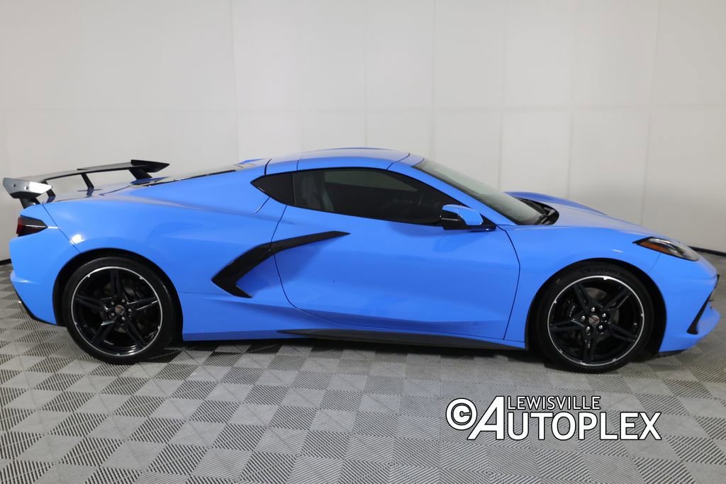 Used 2021 Chevrolet Corvette Stingray Preferred Cpe w/ 2LT RWD image 3