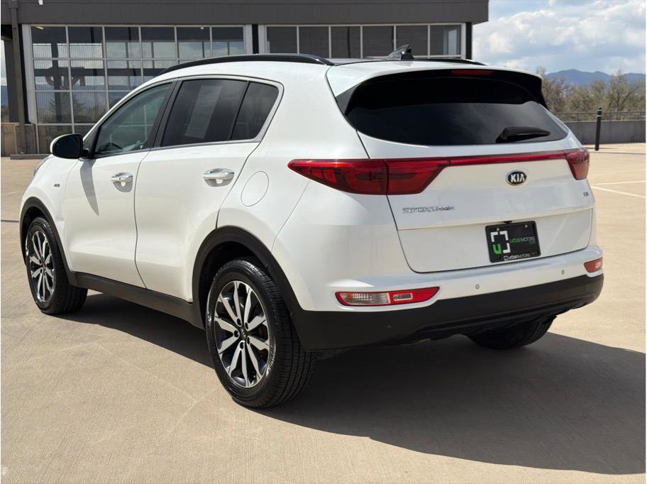 Used 2018 Kia Sportage EX w/ EX Technology Package image 6