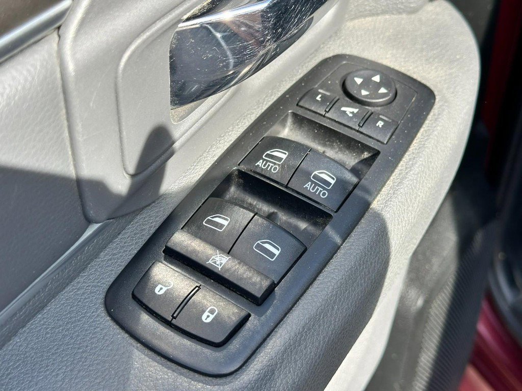 Used 2018 RAM 1500 Big Horn image 16