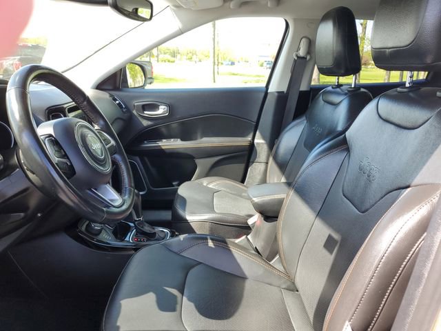 Used 2019 Jeep Compass Limited AWD/4WD image 9