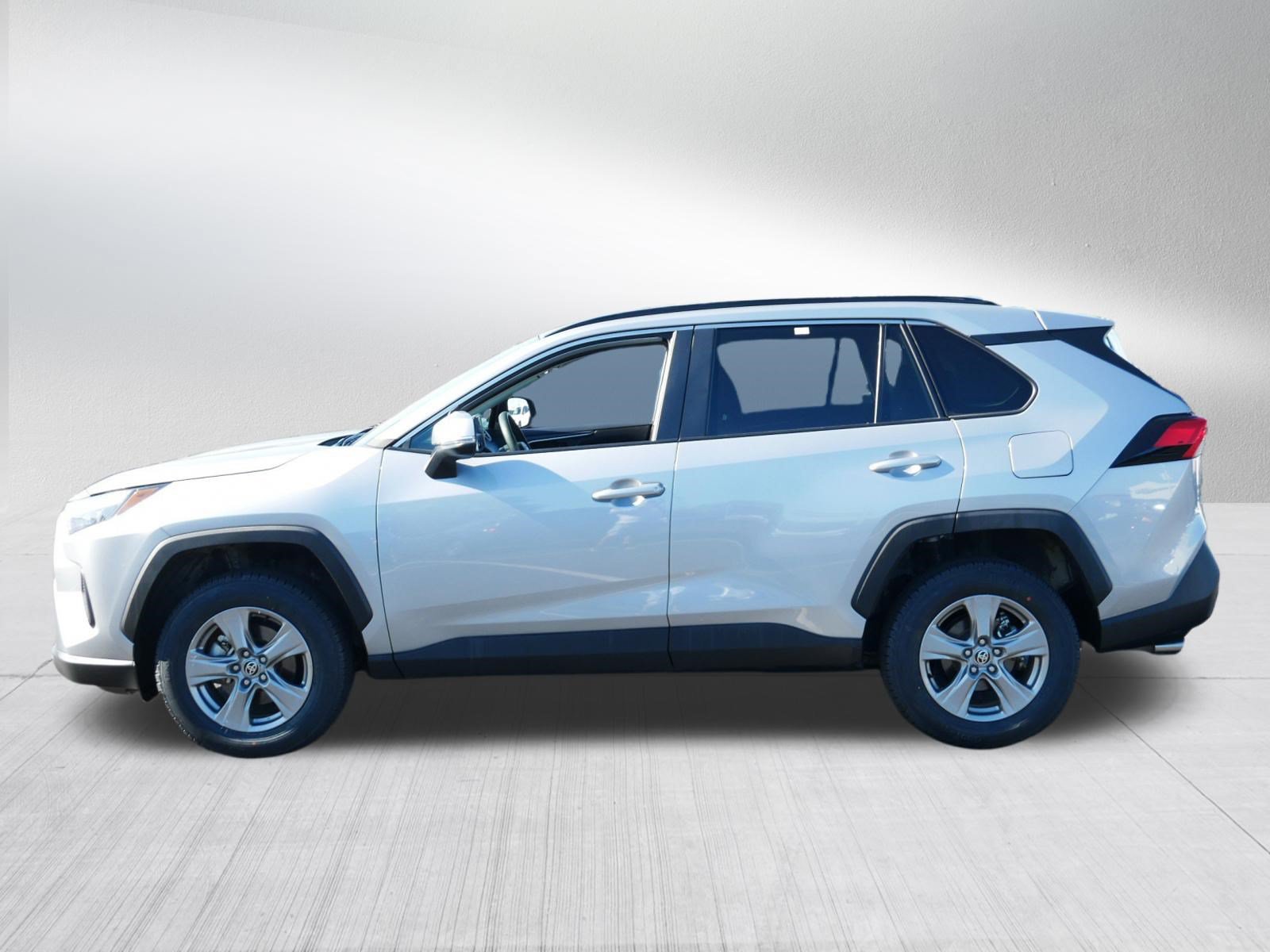 Certified 2025 Toyota RAV4 XLE AWD/4WD image 4