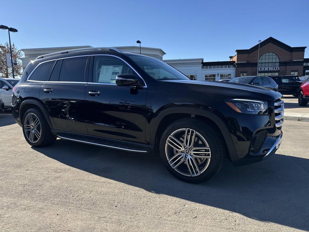 New 2026 Mercedes-Benz GLS 450 4MATIC image 7