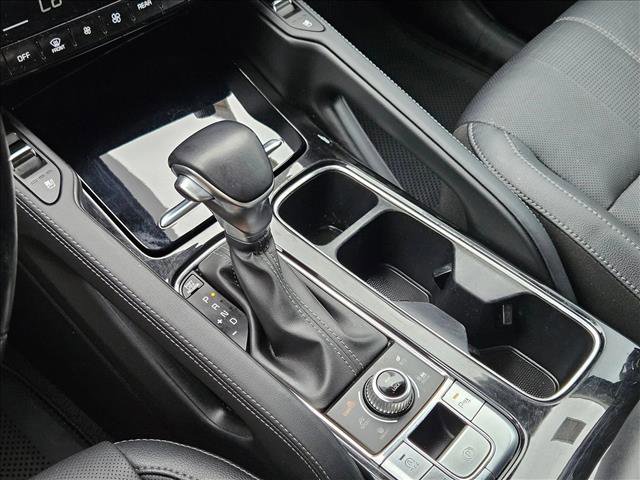 Used 2023 Kia Telluride EX w/ EX Captain's Chair Package AWD/4WD image 12