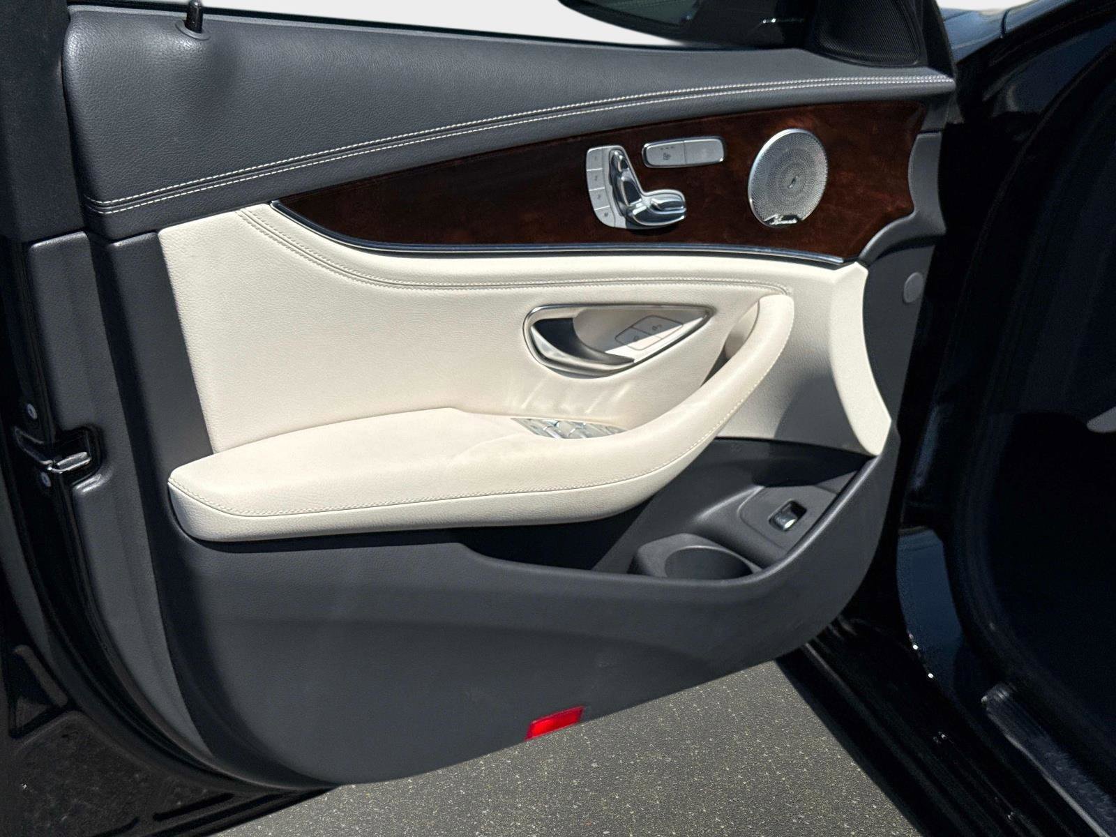 Used 2022 Mercedes-Benz E 350 Sedan image 17