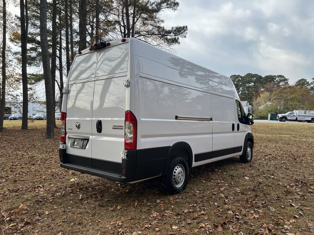 New 2026 RAM ProMaster 3500 w/ Premium Convenience Group image 4