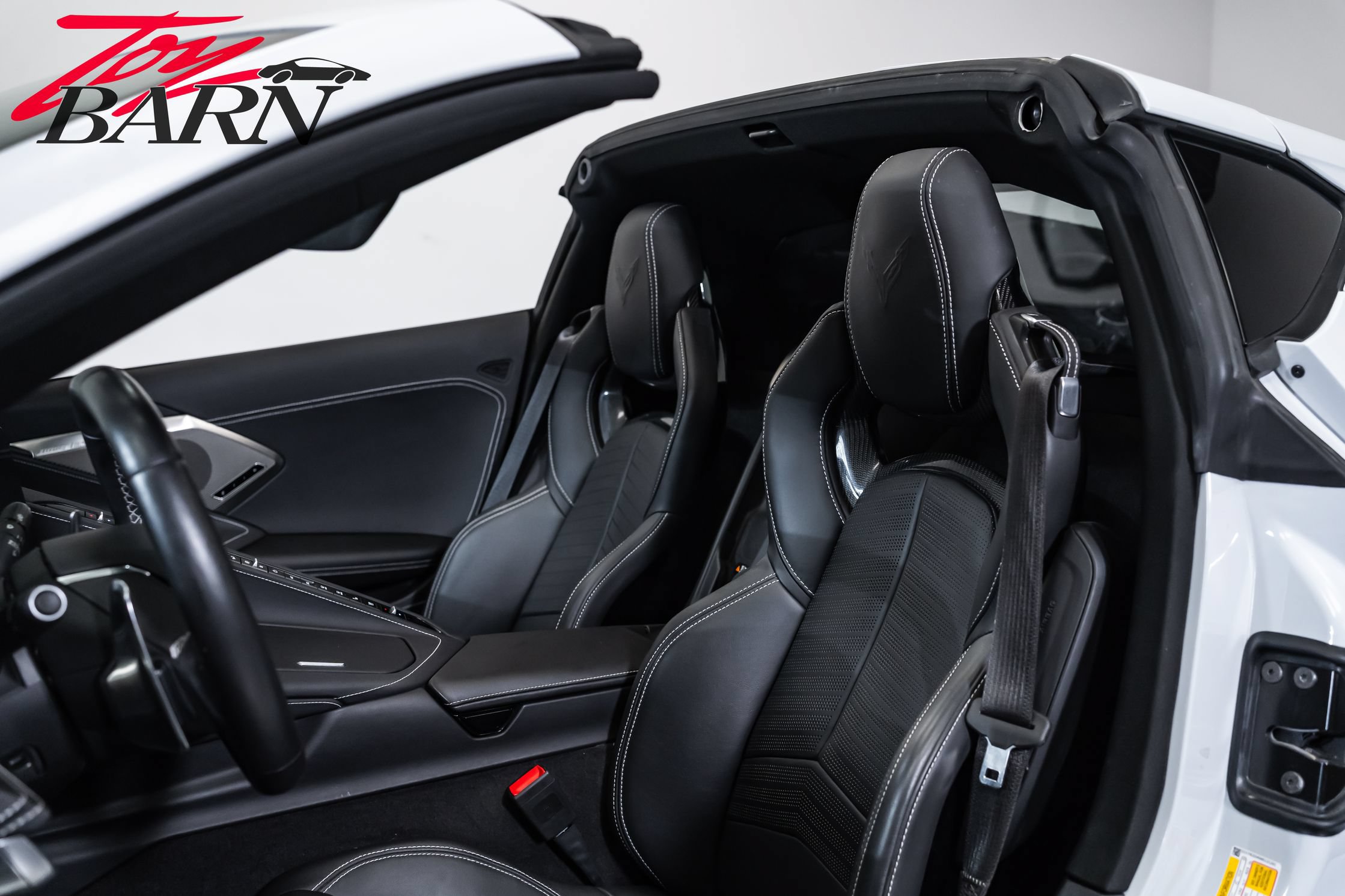 Used 2022 Chevrolet Corvette Stingray Preferred Cpe w/ Z51 Performance Package RWD image 29