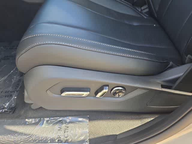 New 2026 Acura MDX w/ Technology Package FWD image 17