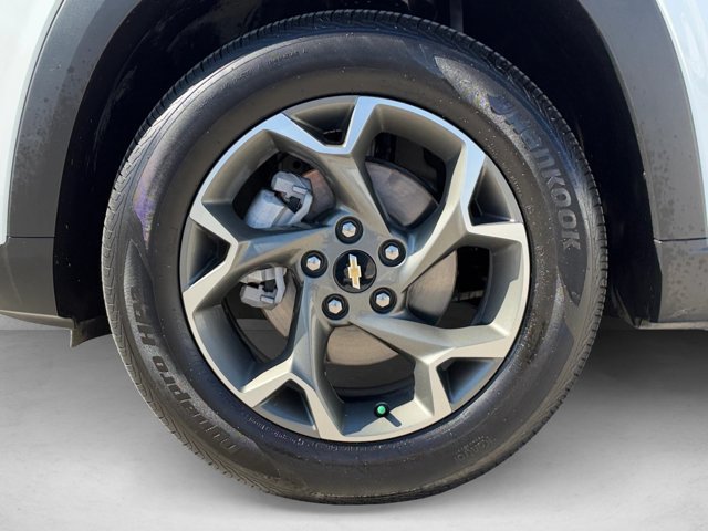 Used 2024 Chevrolet Trax LT w/ Driver Confidence Package FWD image 23