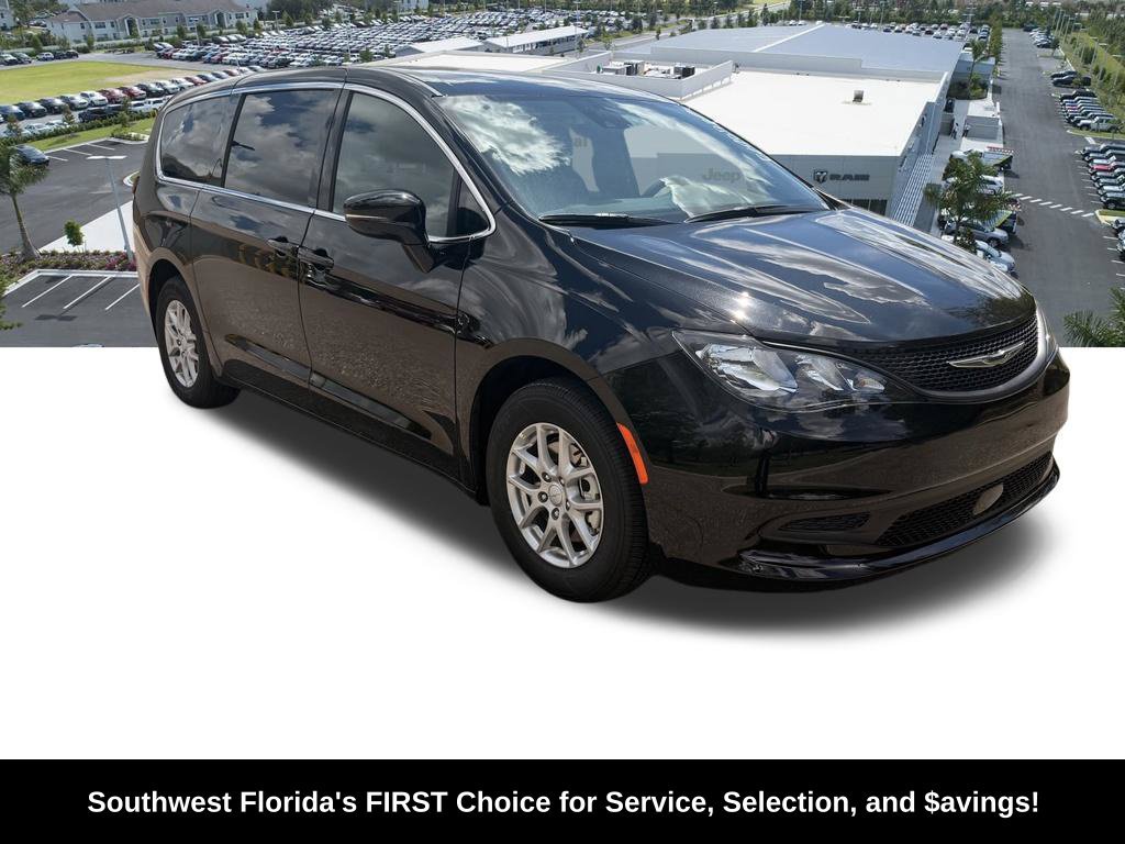 New 2027 Chrysler Pacifica LX FWD image 2