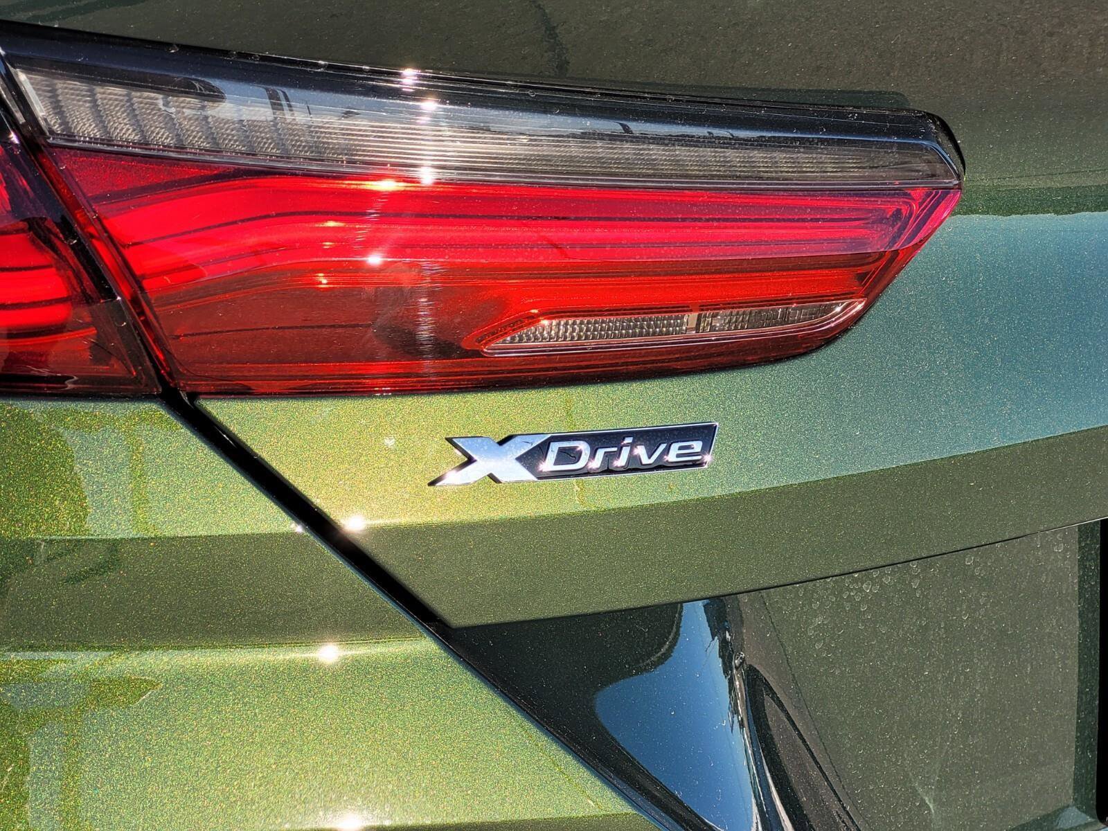 New 2026 BMW M850i xDrive w/ M Carbon Exterior Package image 9