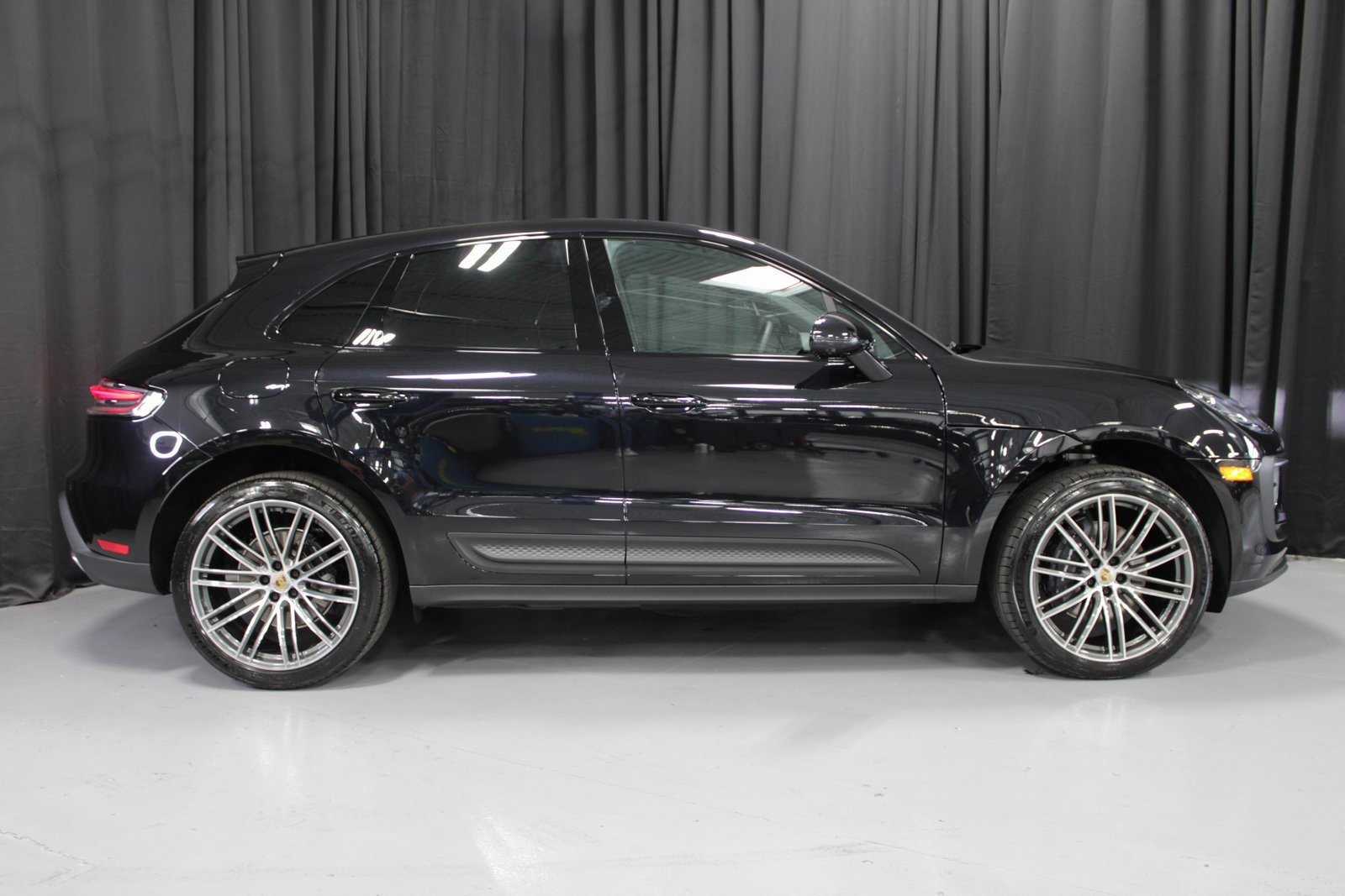 New 2026 Porsche Macan image 8