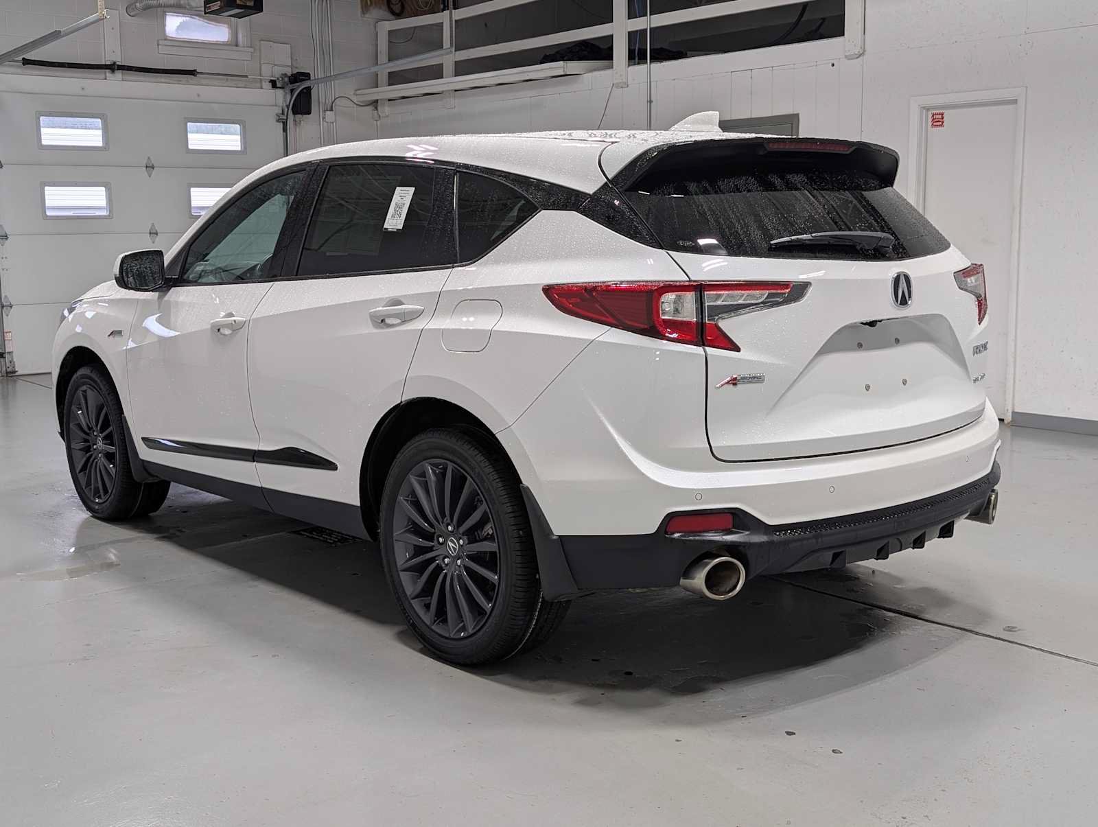 Certified 2023 Acura RDX w/ Advance Package AWD/4WD image 10