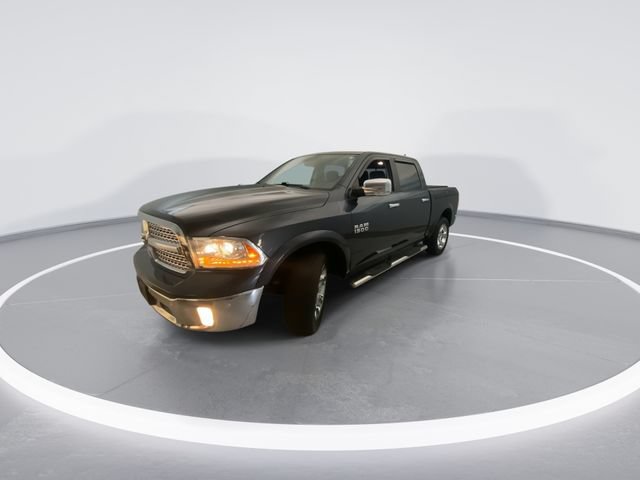 Used 2017 RAM 1500 Laramie RWD image 4