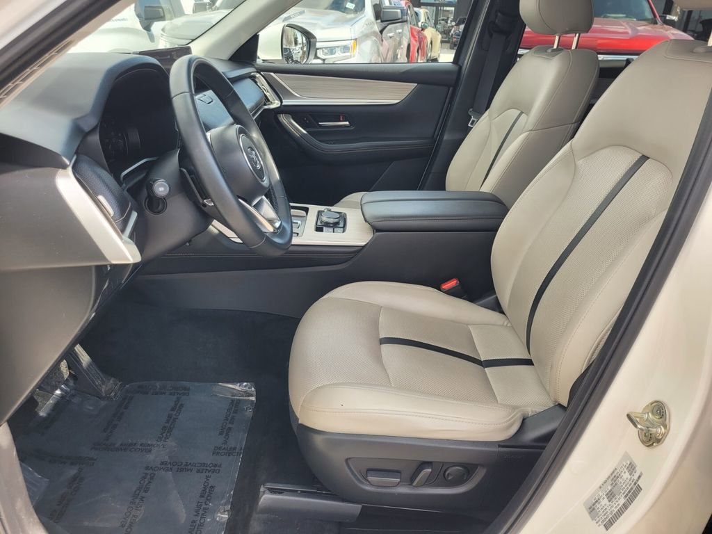 Certified 2024 MAZDA CX-90 Plug-In Hybrid w/ Preferred AWD/4WD image 3