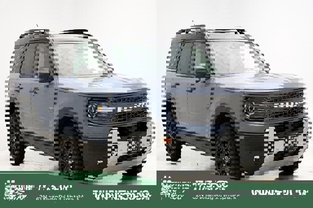 Used 2025 Ford Bronco Sport Badlands image 1