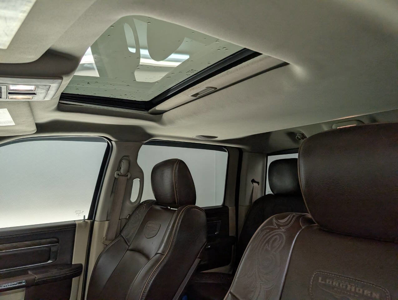 Used 2015 RAM 1500 Laramie Longhorn image 13