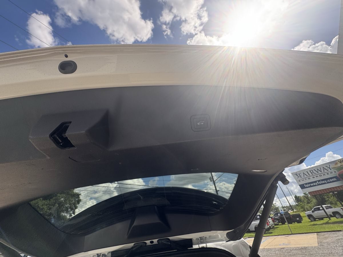 Used 2020 Cadillac XT6 Premium Luxury FWD image 24