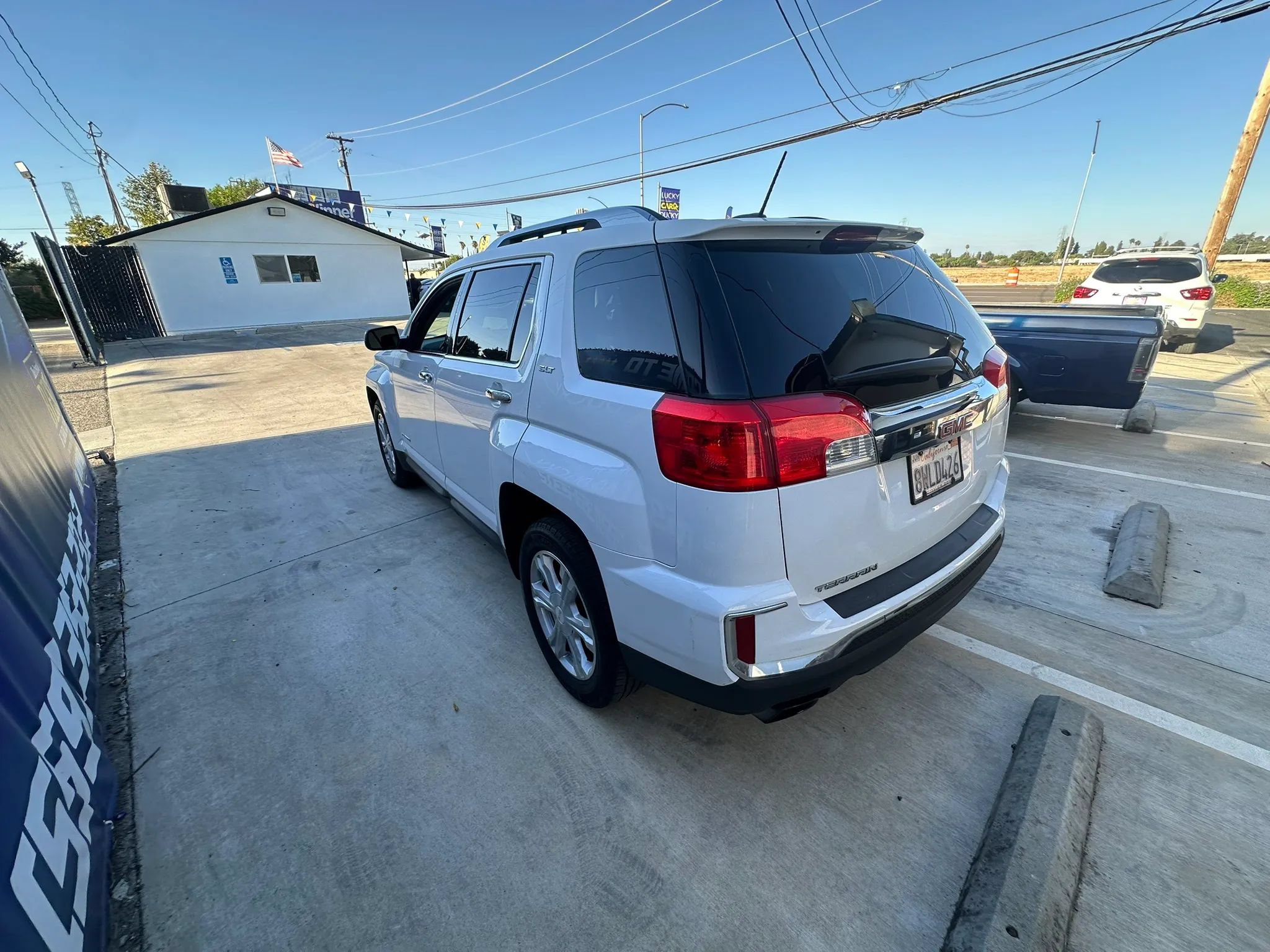 Used 2017 GMC Terrain SLT FWD image 9