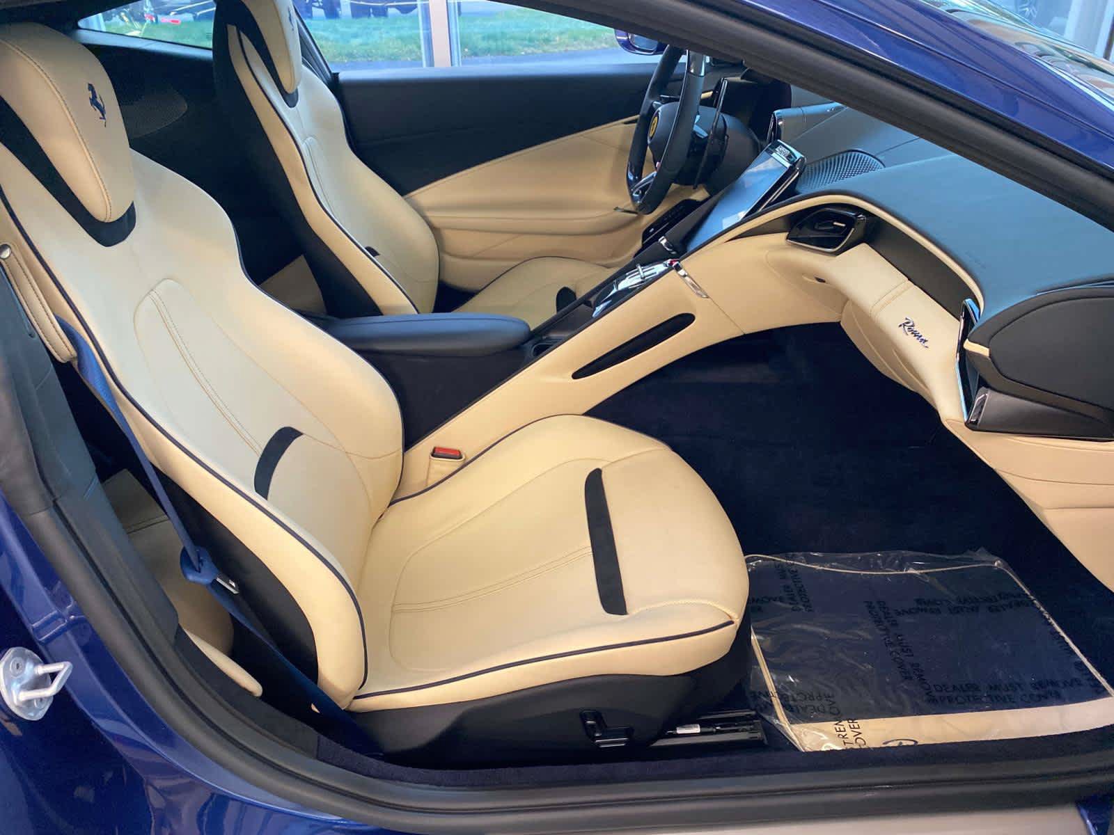 Used 2022 Ferrari Roma RWD image 4