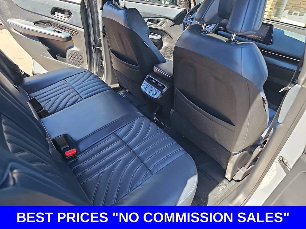 Used 2023 Nissan Ariya AWD/4WD image 11