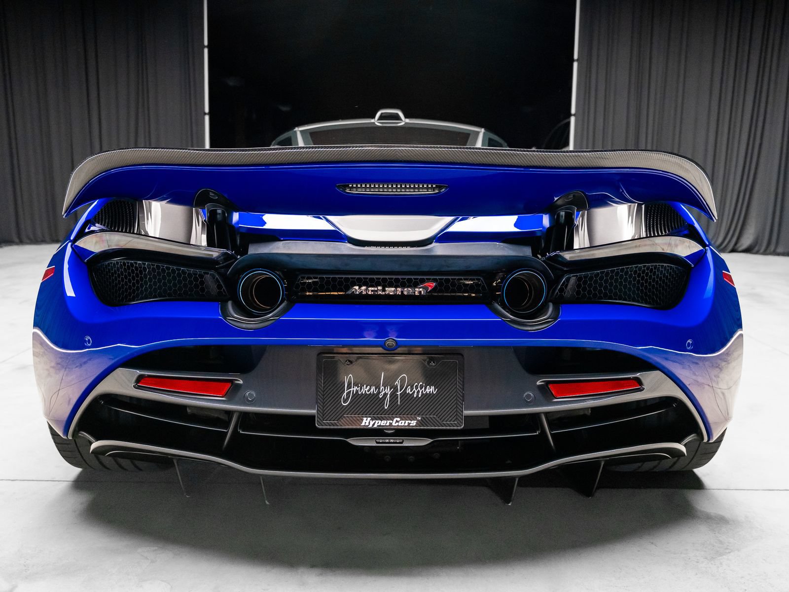 Used 2018 McLaren 720S Luxury RWD image 38