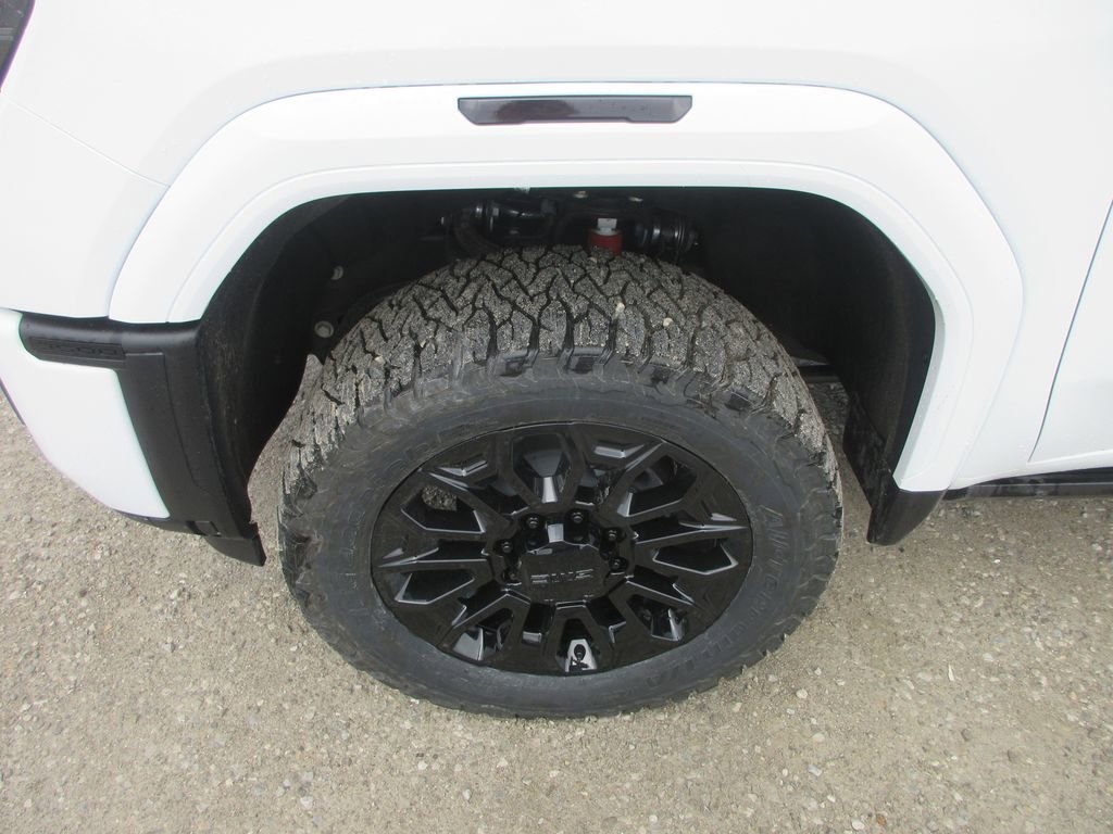 New 2026 GMC Sierra 3500 AT4 w/ AT4 Premium Plus Package AWD/4WD image 14