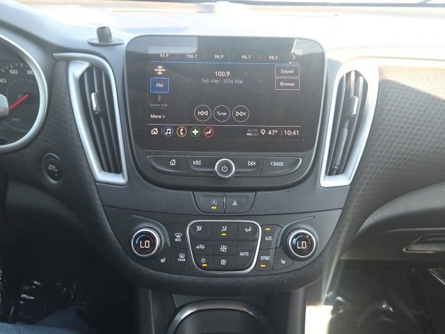 Used 2023 Chevrolet Malibu LT FWD image 23