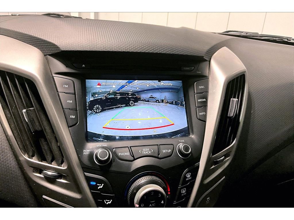 Used 2016 Hyundai Veloster image 22