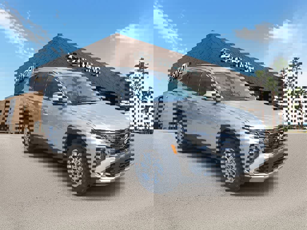New 2026 Hyundai Tucson SE image 4