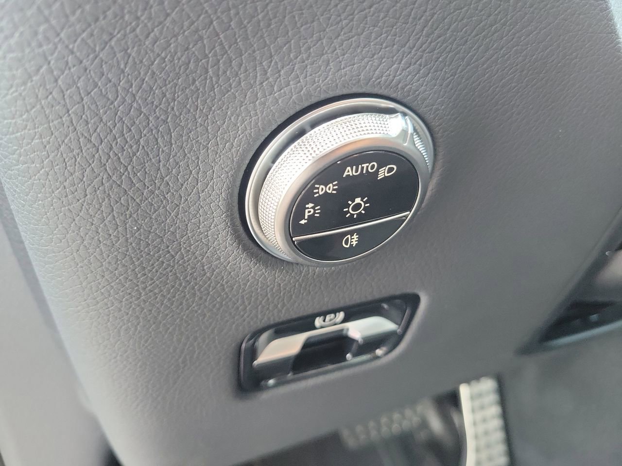 New 2026 Mercedes-Benz GLC 43 AMG 4MATIC image 25