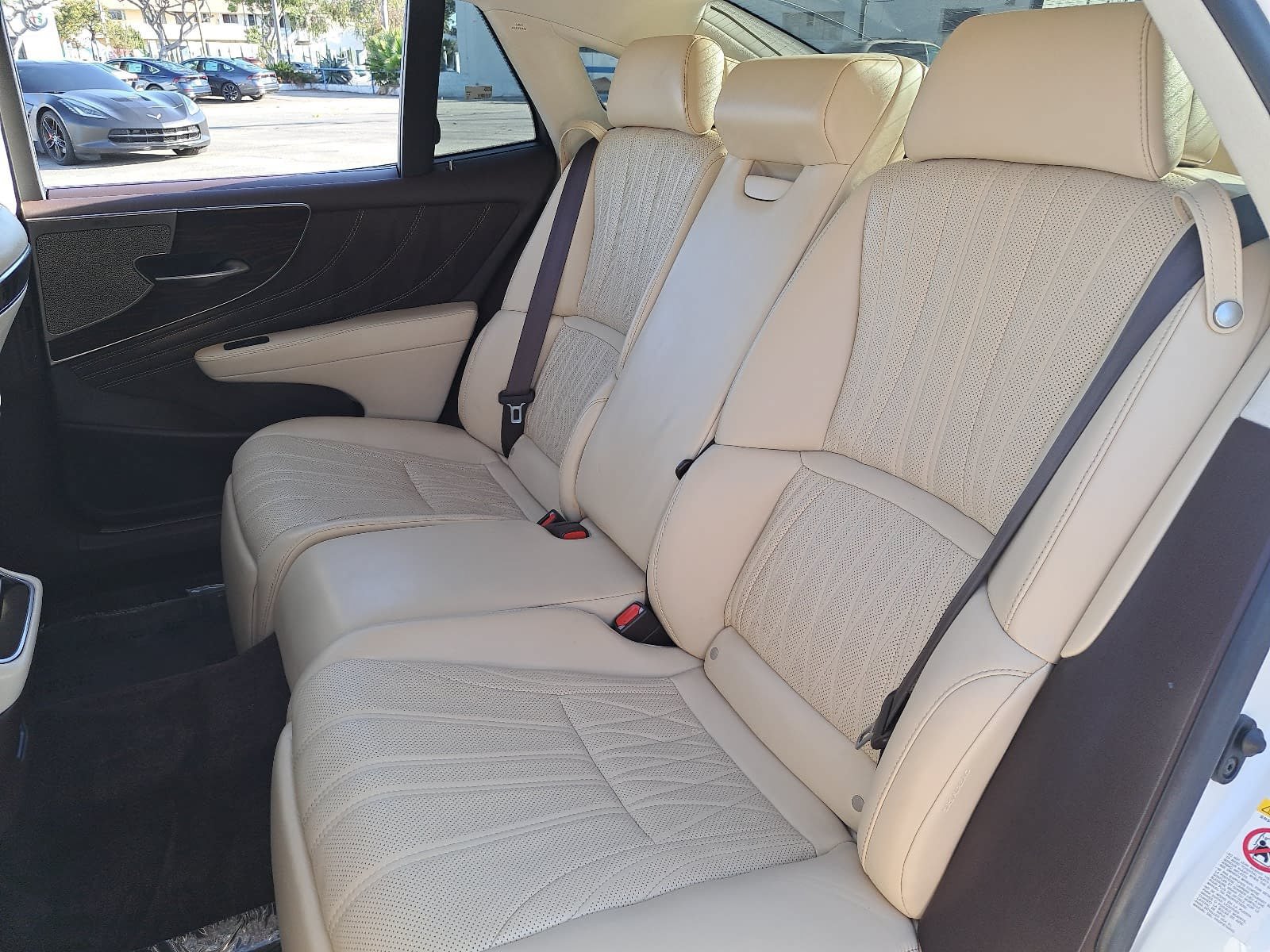 Used 2018 Lexus LS 500 w/ Luxury Package RWD image 15