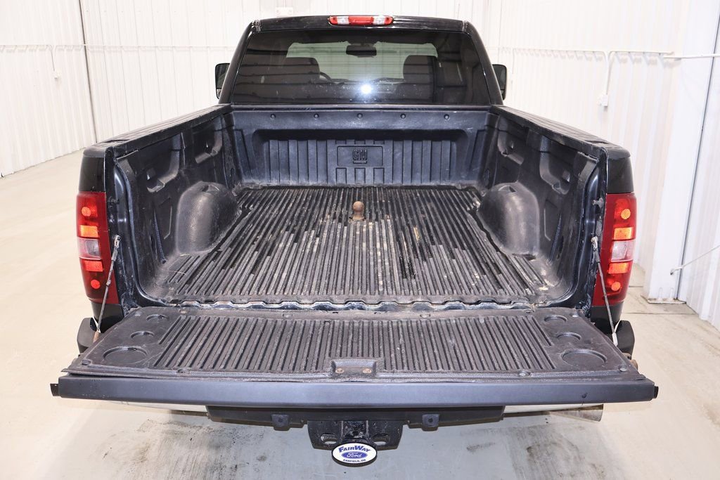 Used 2013 Chevrolet Silverado 2500 LTZ w/ LTZ Plus Package image 34
