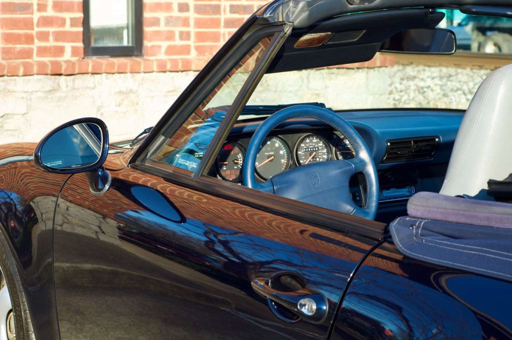 Used 1995 Porsche 911 Carrera image 22