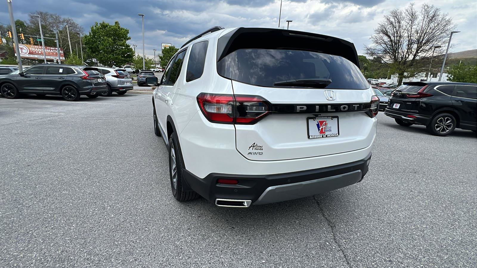 New 2026 Honda Pilot EX-L image 6