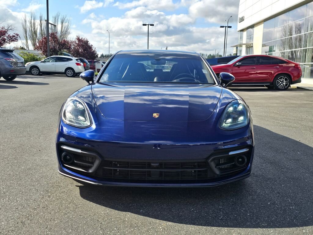 Used 2022 Porsche Panamera 4 Platinum Edition w/ Assistance Package image 2