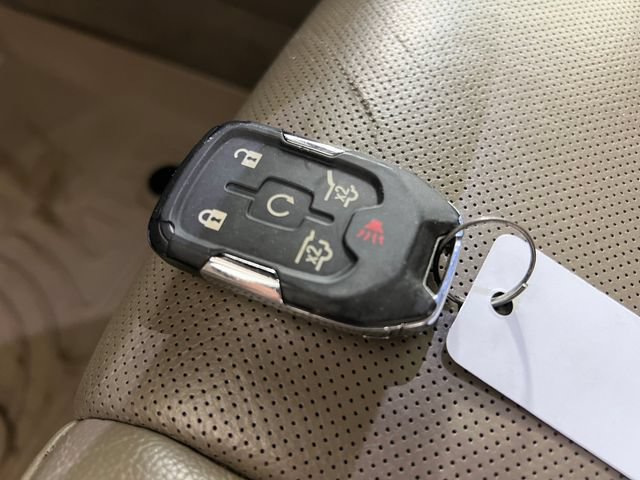Used 2019 Chevrolet Suburban Premier RWD image 27